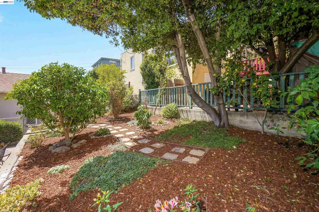 542 Adams Street Albany CA 94706