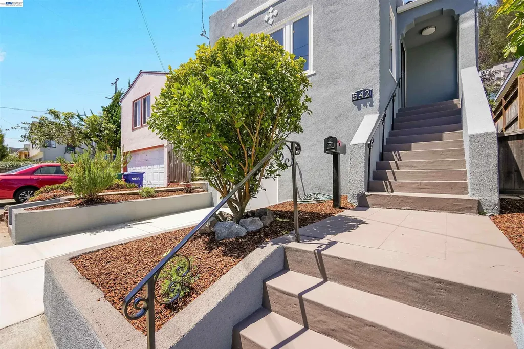 542 Adams Street Albany CA 94706