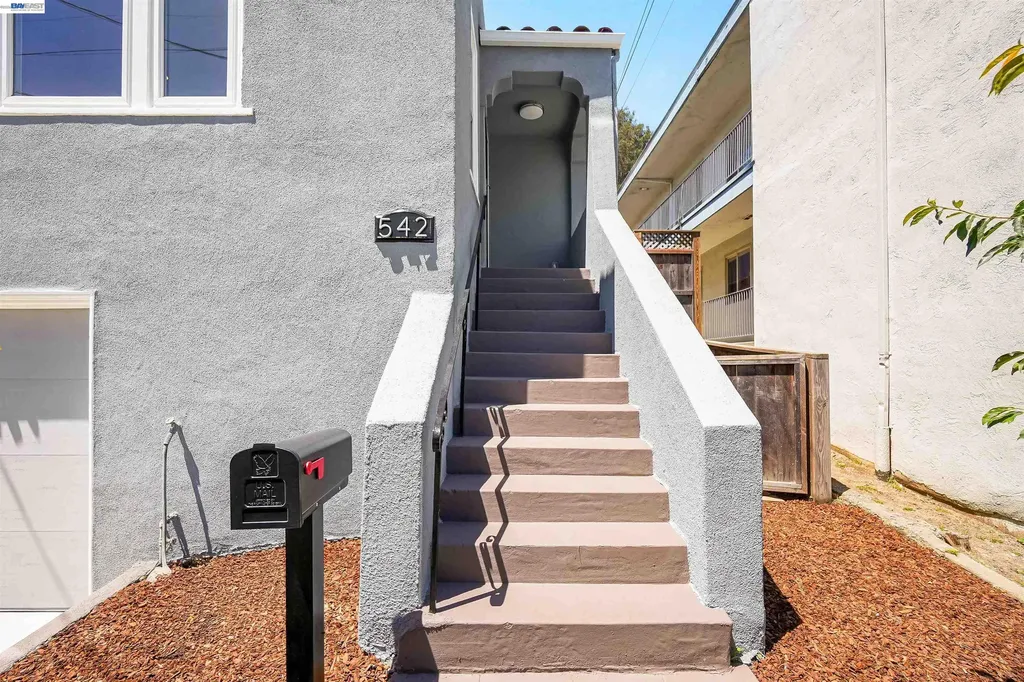 542 Adams Street Albany CA 94706