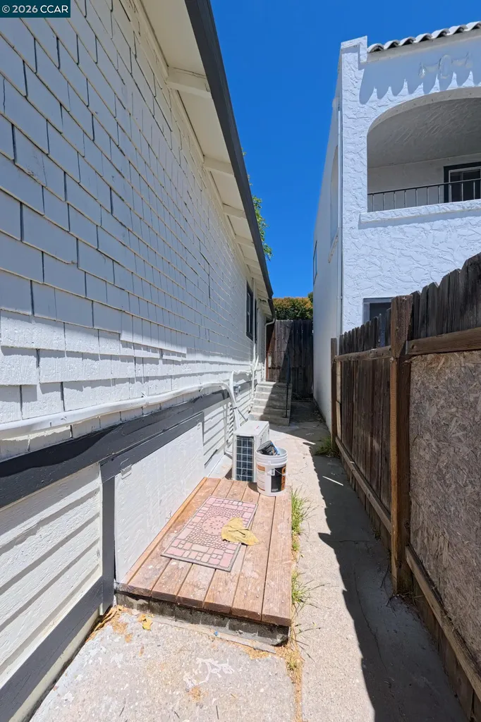 226 9th Street Pittsburg CA 94565