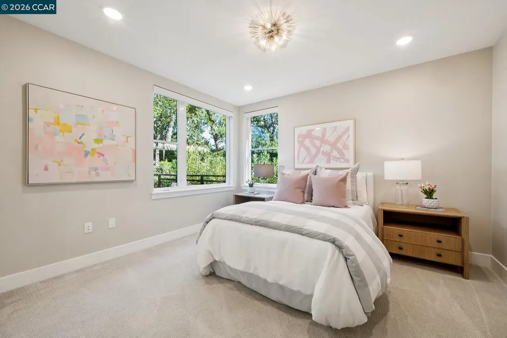 25 Woodbury Highlands Court Lafayette CA 94549