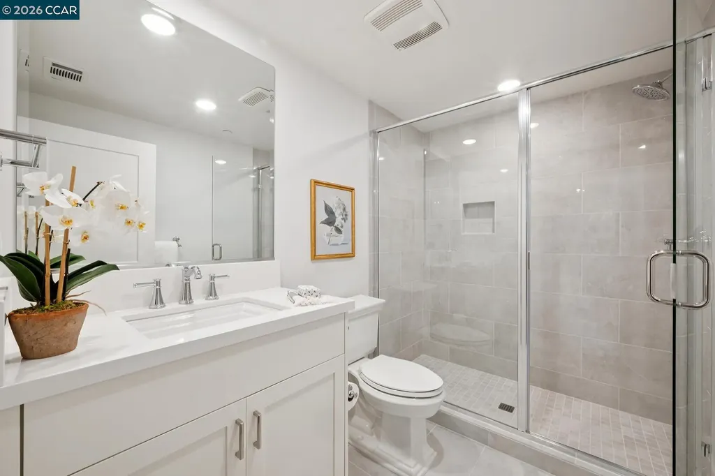 25 Woodbury Highlands Court Lafayette CA 94549