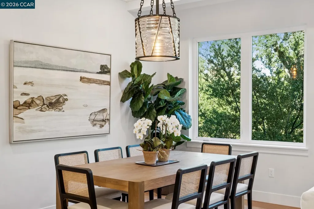 25 Woodbury Highlands Court Lafayette CA 94549