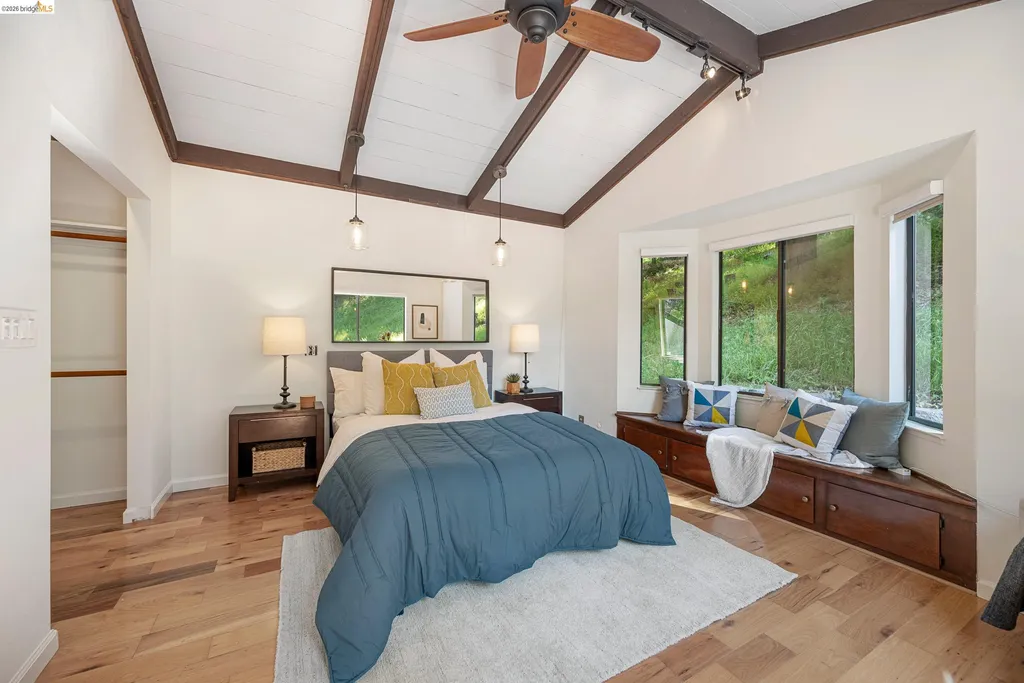 6600 Heather Ridge Way Oakland CA 94611