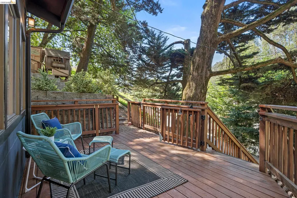 6600 Heather Ridge Way Oakland CA 94611