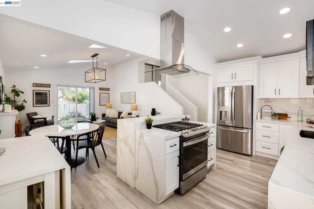 2579 Jacobs Street Hayward CA 94541