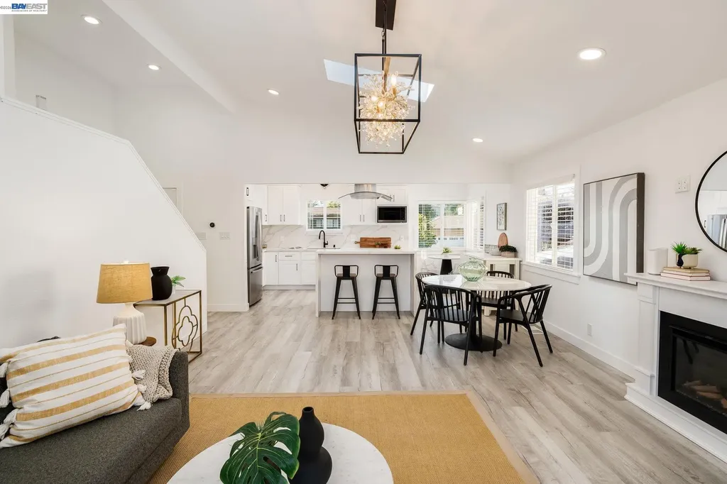 2579 Jacobs Street Hayward CA 94541