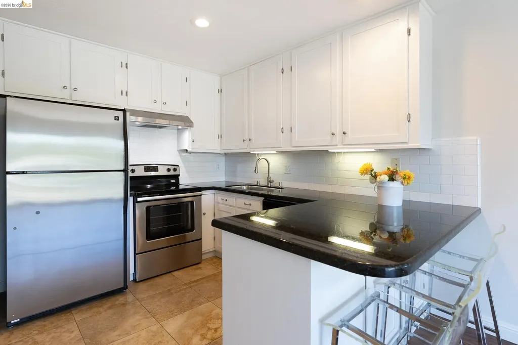 5025 Woodminster Lane Oakland CA 94602
