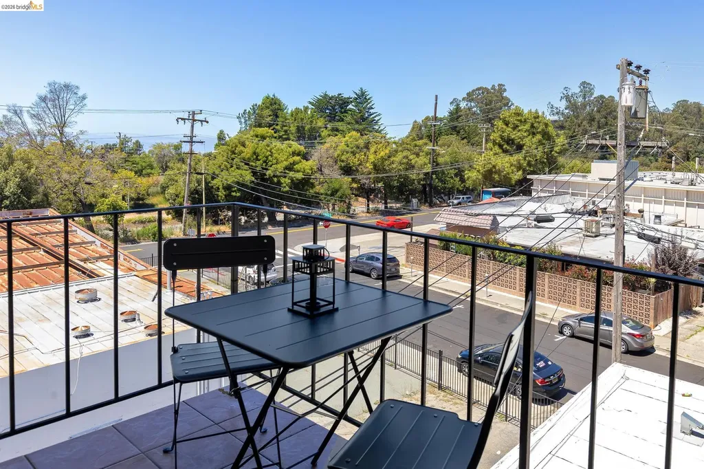 5025 Woodminster Lane Oakland CA 94602