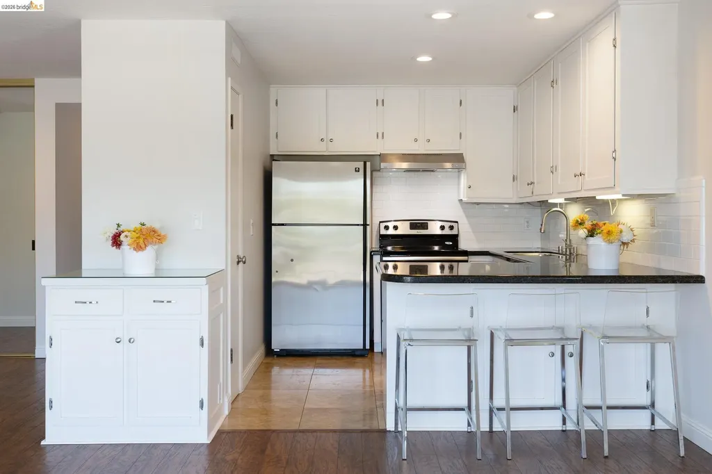5025 Woodminster Lane Oakland CA 94602