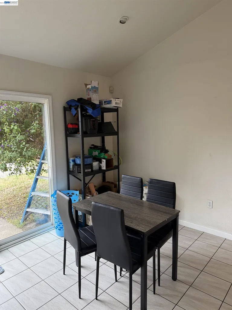 3227 Galindo Street Oakland CA 94601