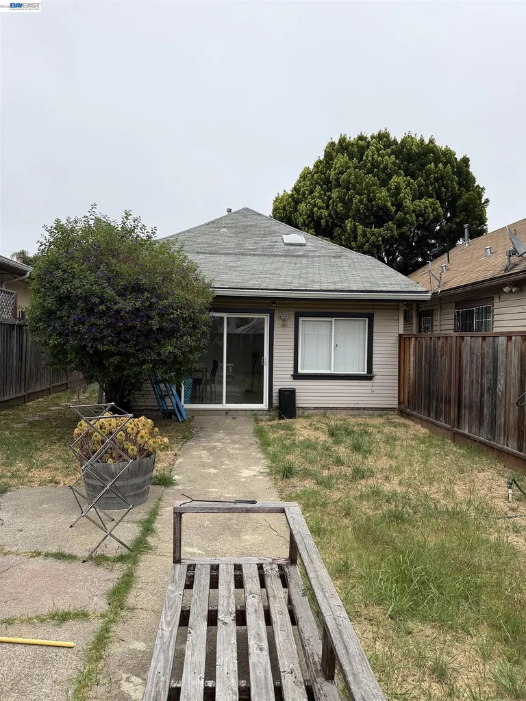 3227 Galindo Street Oakland CA 94601