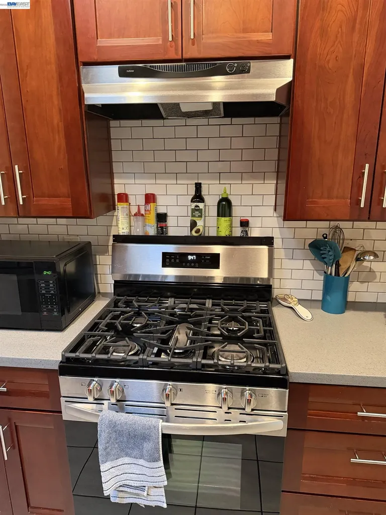 3227 Galindo Street Oakland CA 94601