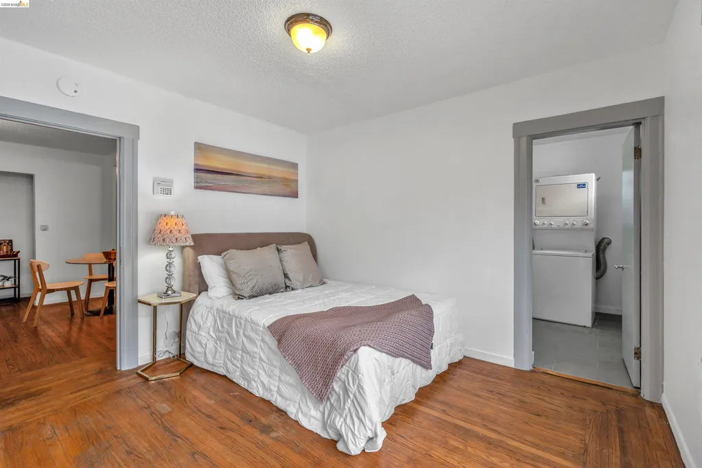 3130 Nicol Avenue Oakland CA 94602