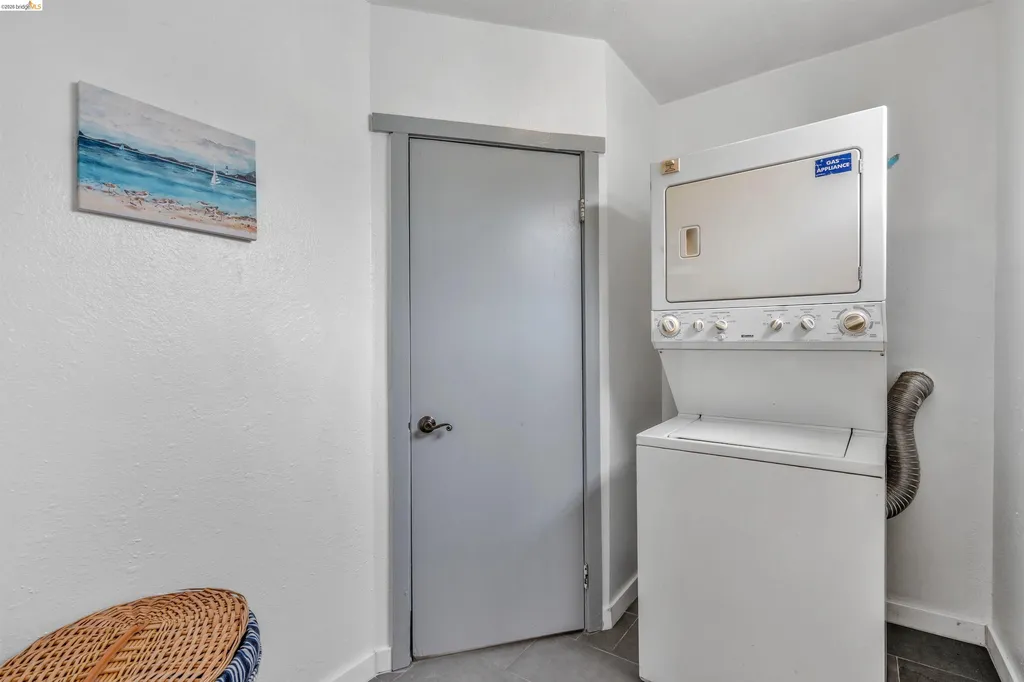 3130 Nicol Avenue Oakland CA 94602