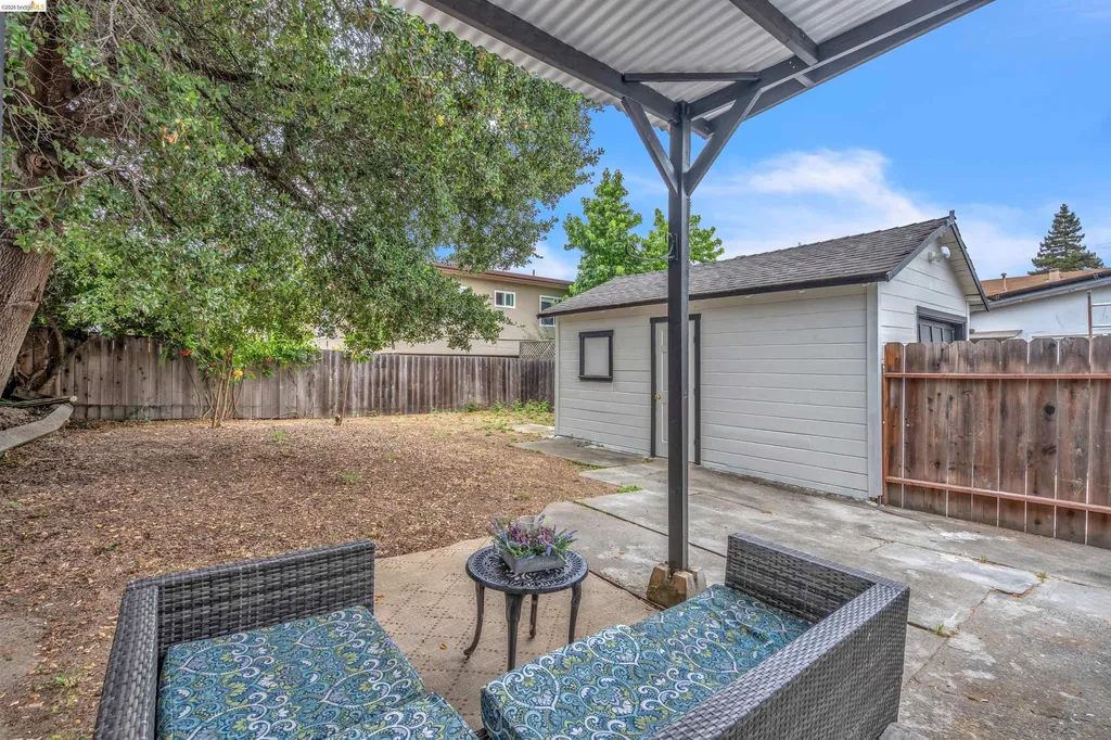 3130 Nicol Avenue Oakland CA 94602
