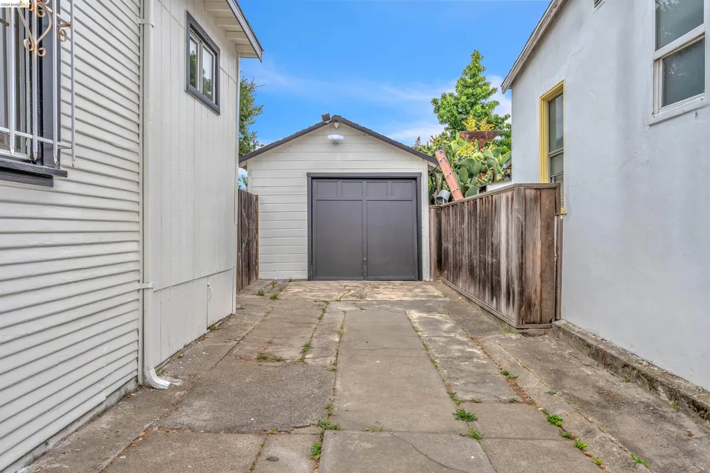 3130 Nicol Avenue Oakland CA 94602