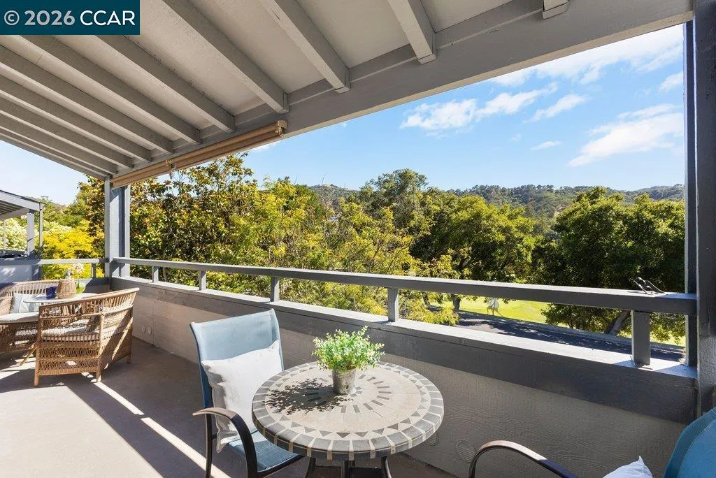 3674 Rossmoor Parkway Walnut Creek CA 94595