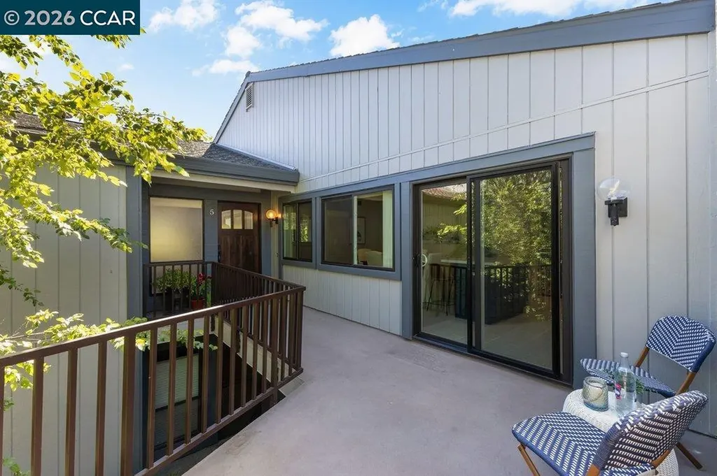 3674 Rossmoor Parkway Walnut Creek CA 94595