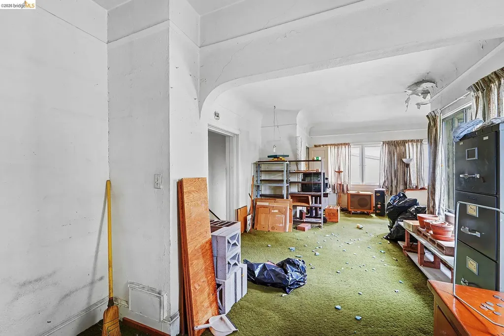 4035 Howe Street Oakland CA 94611