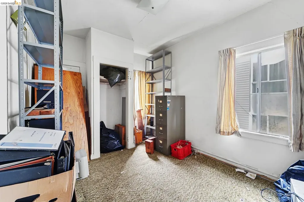 4035 Howe Street Oakland CA 94611