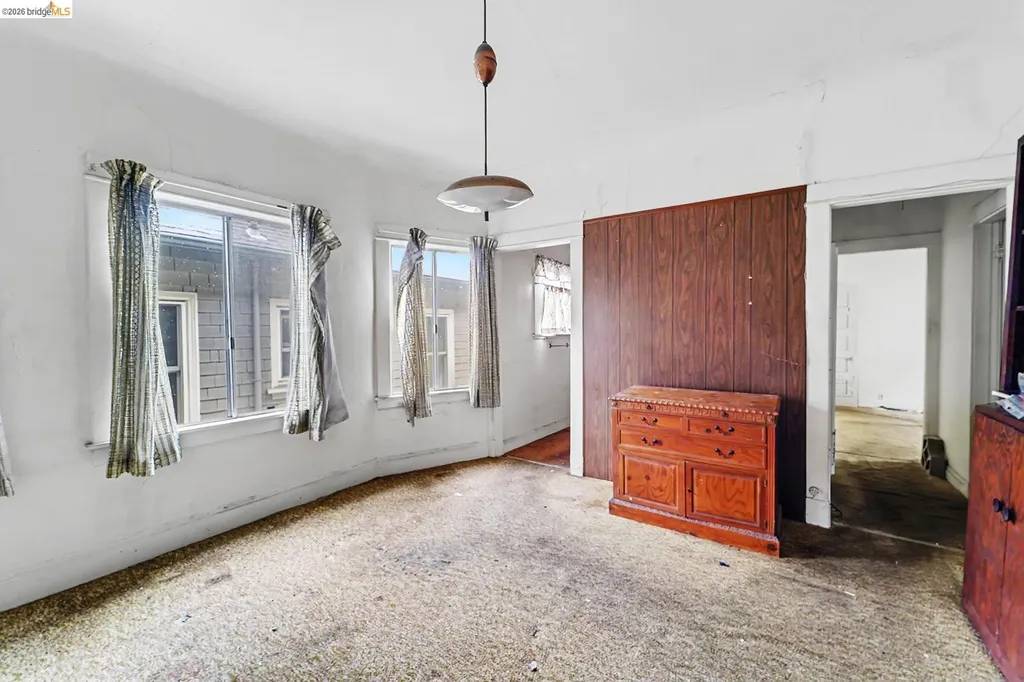 4035 Howe Street Oakland CA 94611