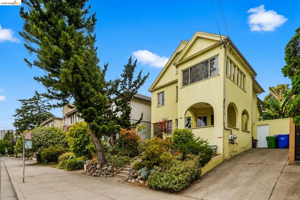 4035 Howe Street Oakland CA 94611