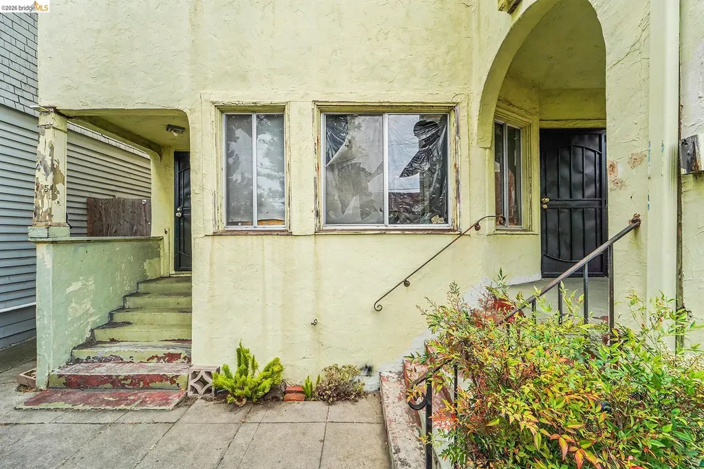 4035 Howe Street Oakland CA 94611