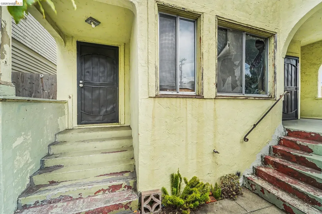 4035 Howe Street Oakland CA 94611