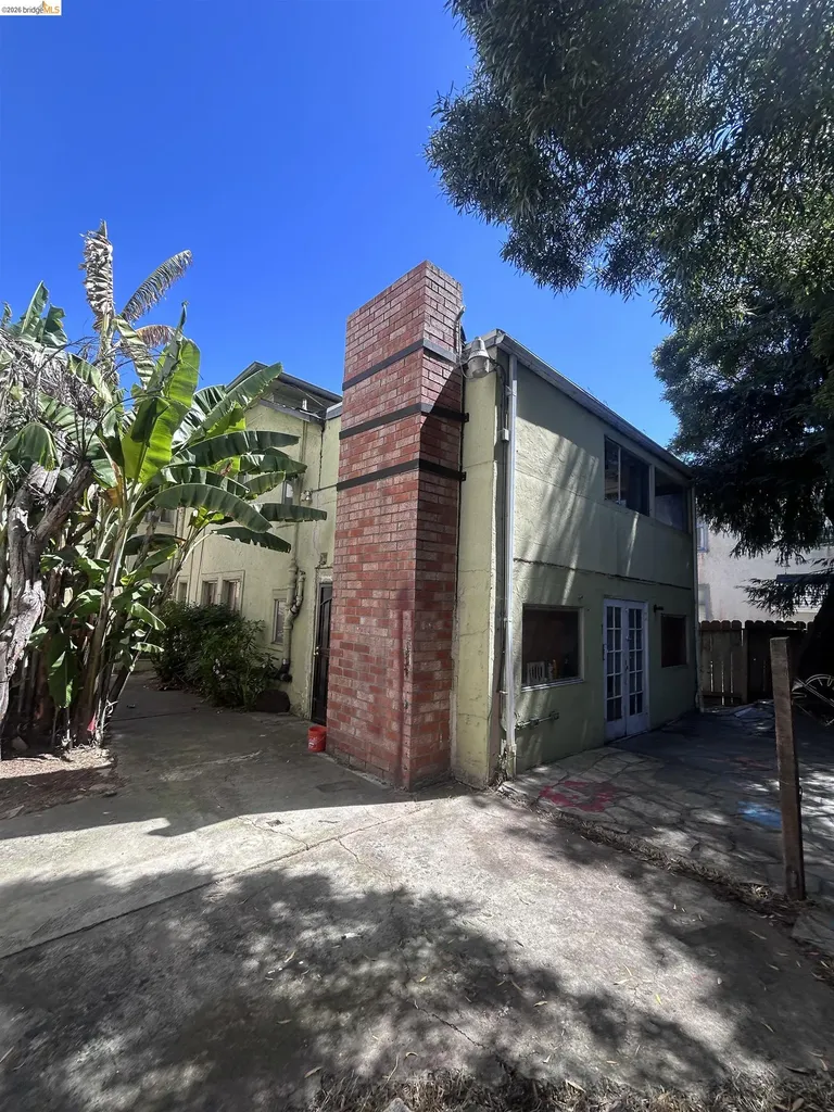 4035 Howe Street Oakland CA 94611