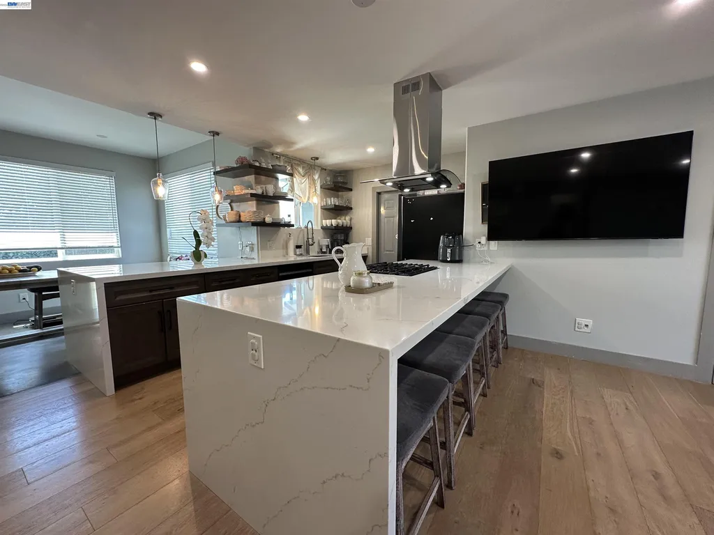 1220 Esser Avenue San Leandro CA 94579