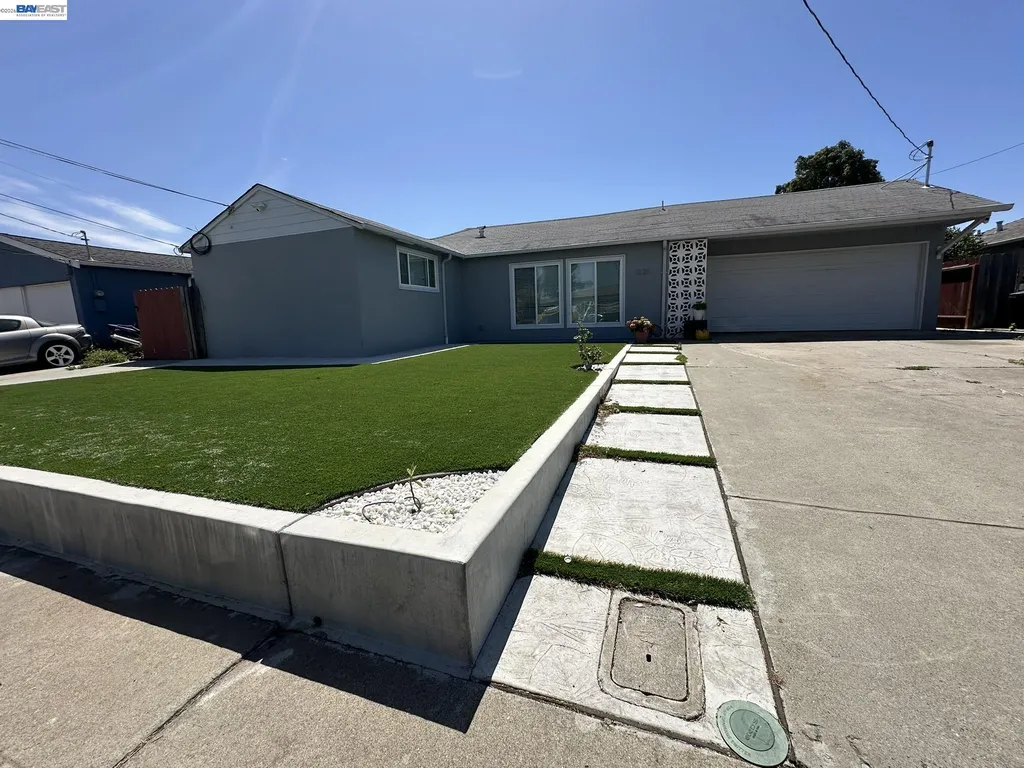1220 Esser Avenue San Leandro CA 94579