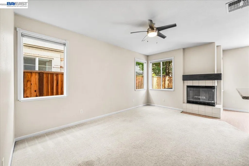 2042 Dahlia Common Livermore CA 94551