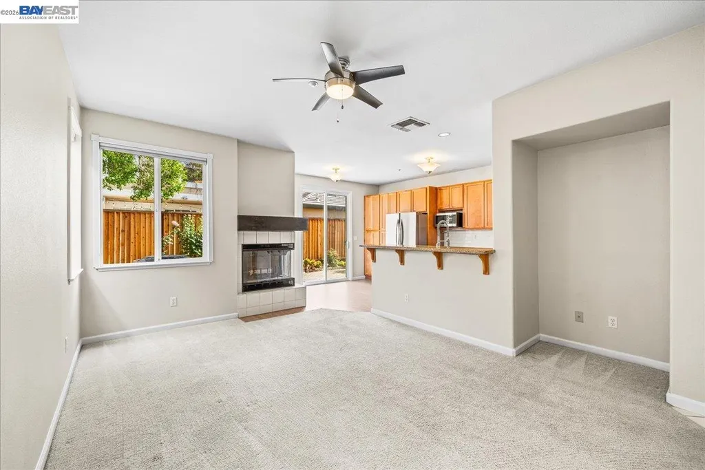 2042 Dahlia Common Livermore CA 94551