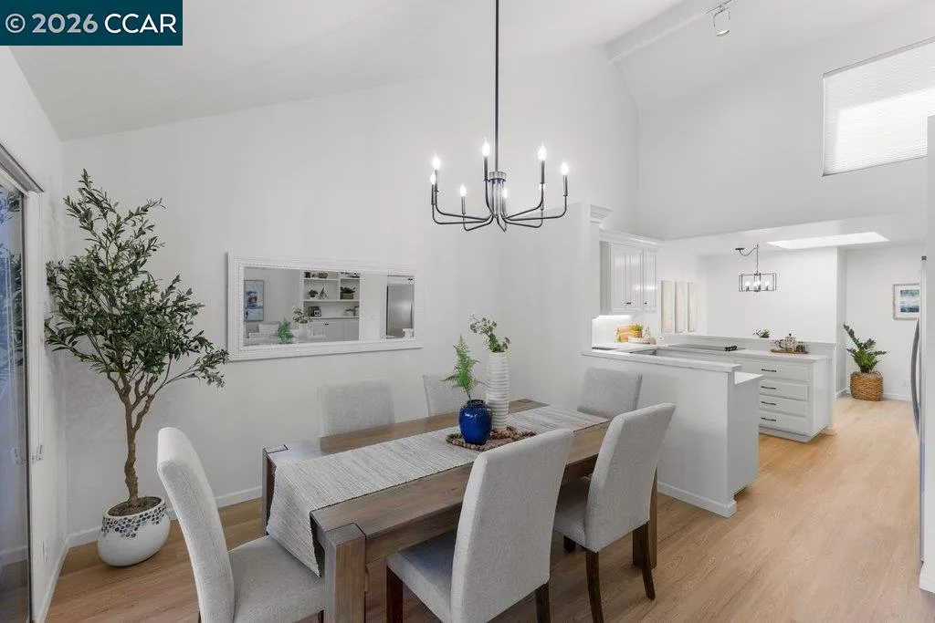 203 Village Gate Road Orinda CA 94563