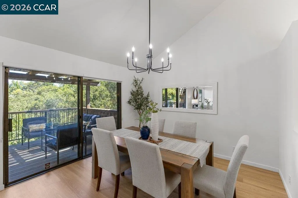 203 Village Gate Road Orinda CA 94563