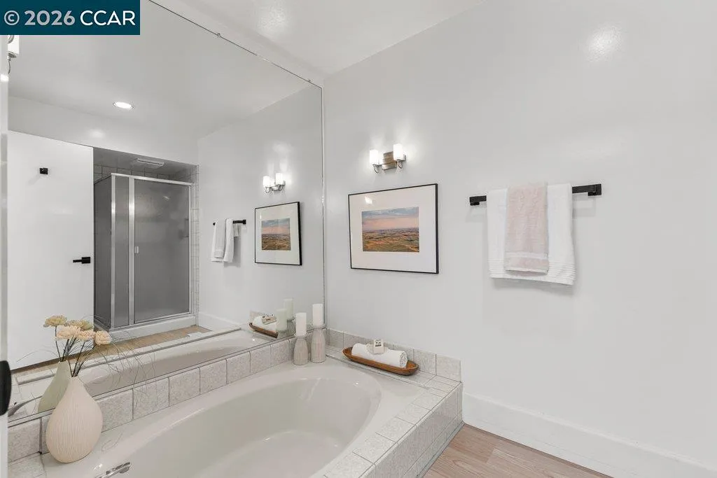 203 Village Gate Road Orinda CA 94563