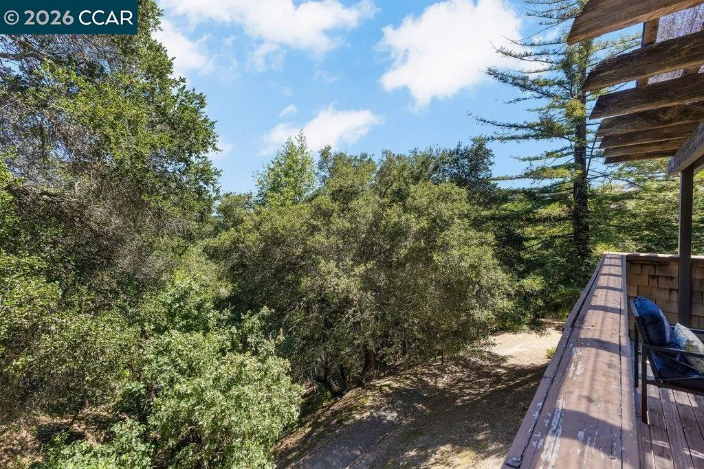 203 Village Gate Road Orinda CA 94563