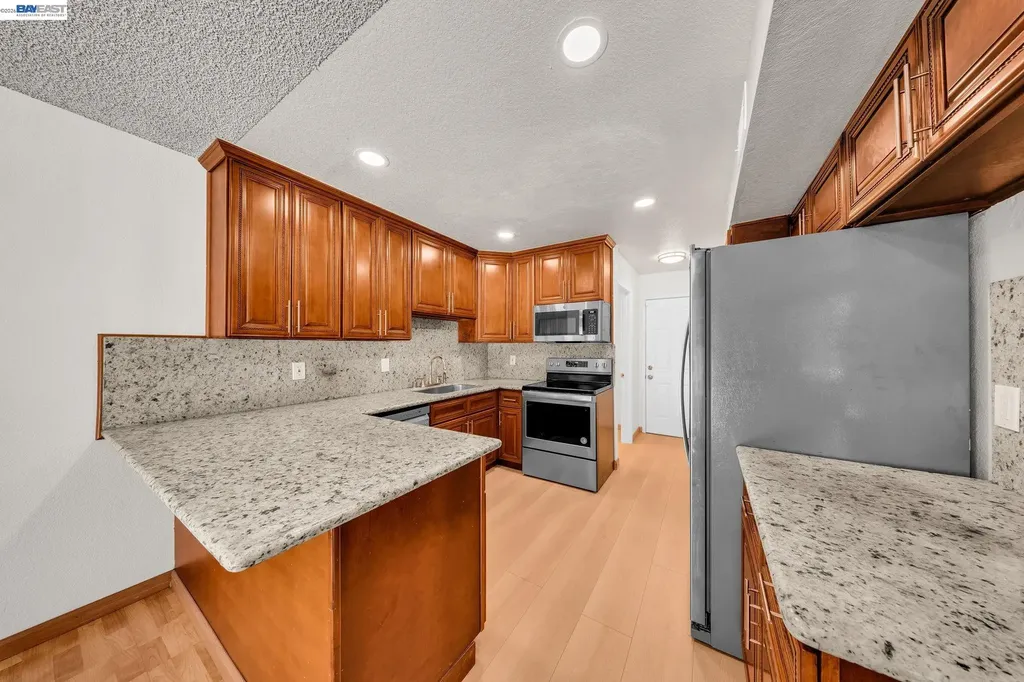 35918 Vivian Place Fremont CA 94536