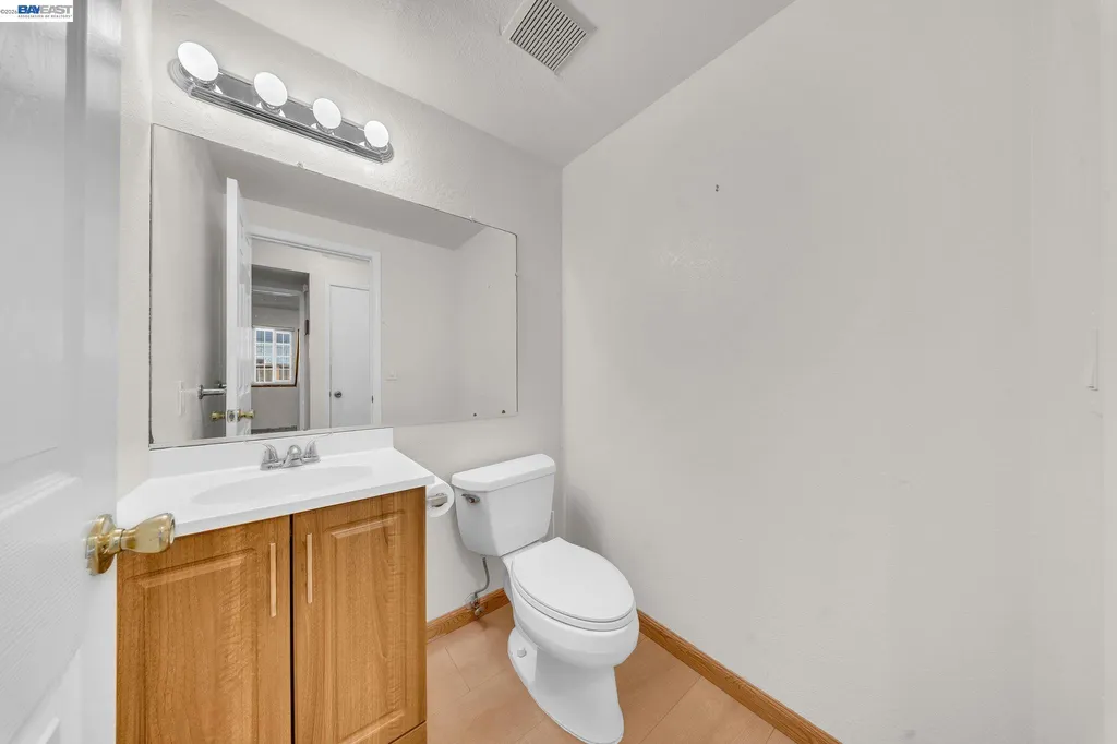 35918 Vivian Place Fremont CA 94536