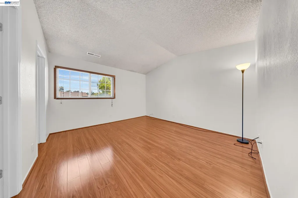 35918 Vivian Place Fremont CA 94536