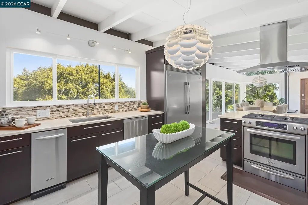 15 Loma Vista Walnut Creek CA 94597