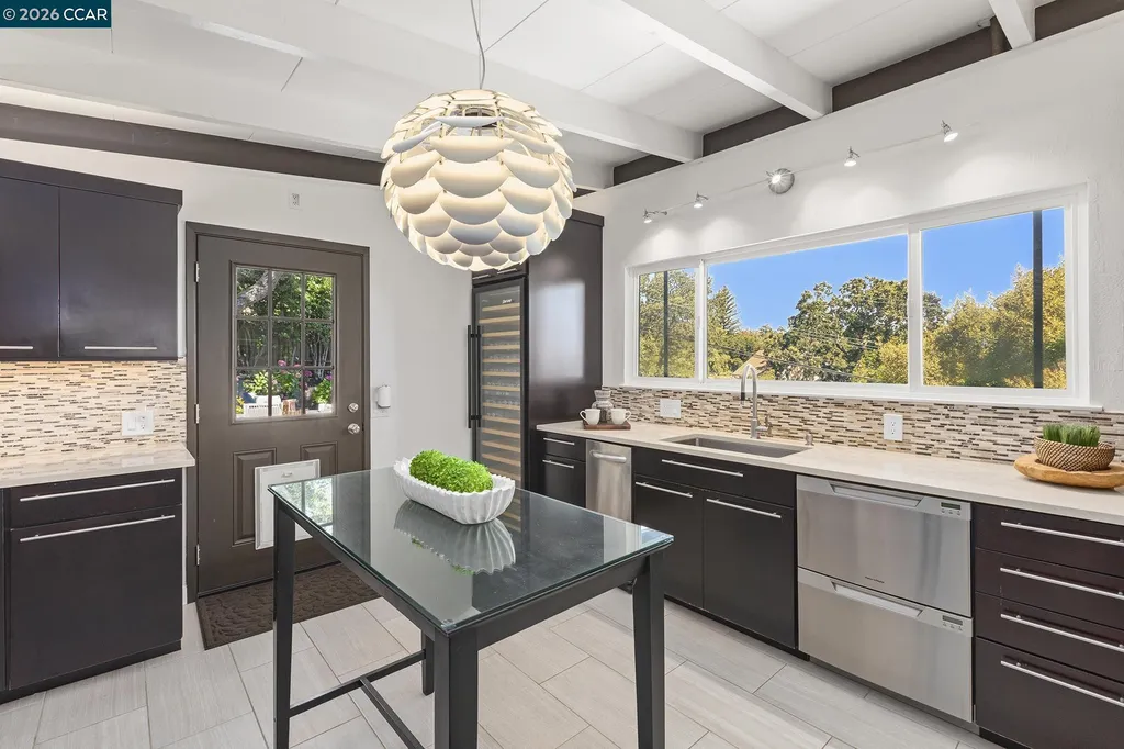 15 Loma Vista Walnut Creek CA 94597
