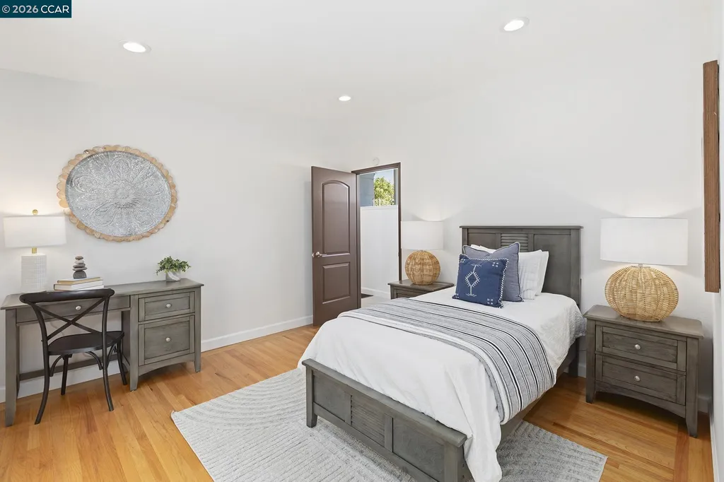 15 Loma Vista Walnut Creek CA 94597