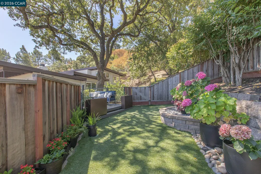 15 Loma Vista Walnut Creek CA 94597