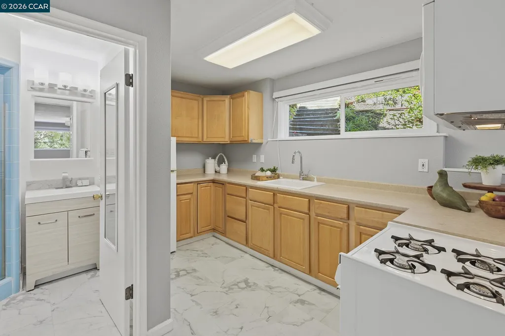 15 Loma Vista Walnut Creek CA 94597