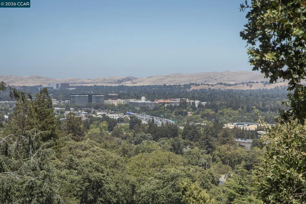 15 Loma Vista Walnut Creek CA 94597