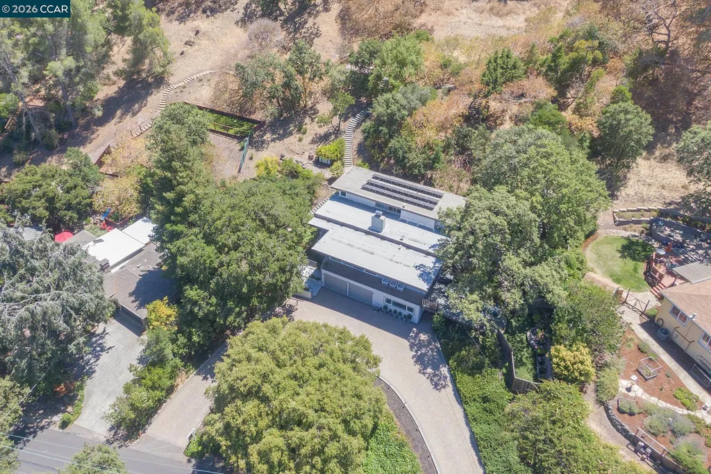 15 Loma Vista Walnut Creek CA 94597