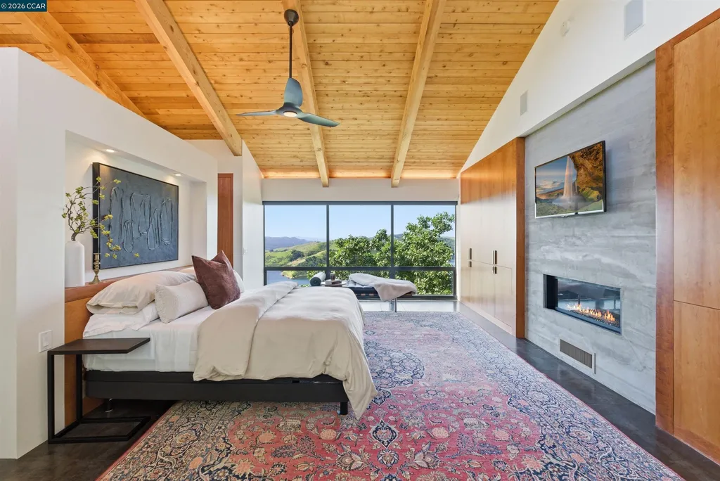 240 Tappan Lane Orinda CA 94563