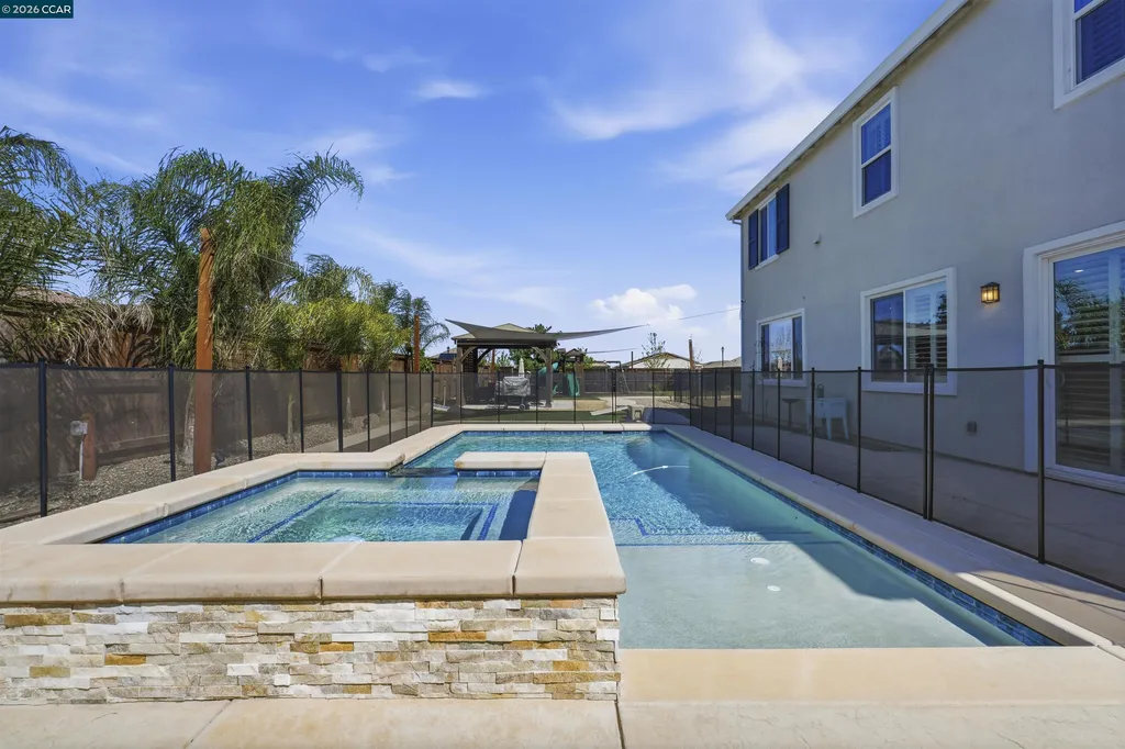 1655 Apricot Court Dixon CA 95620